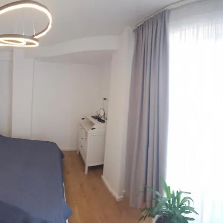 Apartment Rezidential - 50m Faleza