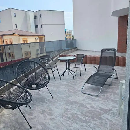 Rezidential - 50m Faleza Apartment *