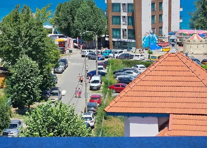 Rezidential - 50m Faleza *